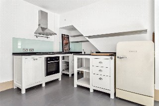 Bradbury Mews, London, N16