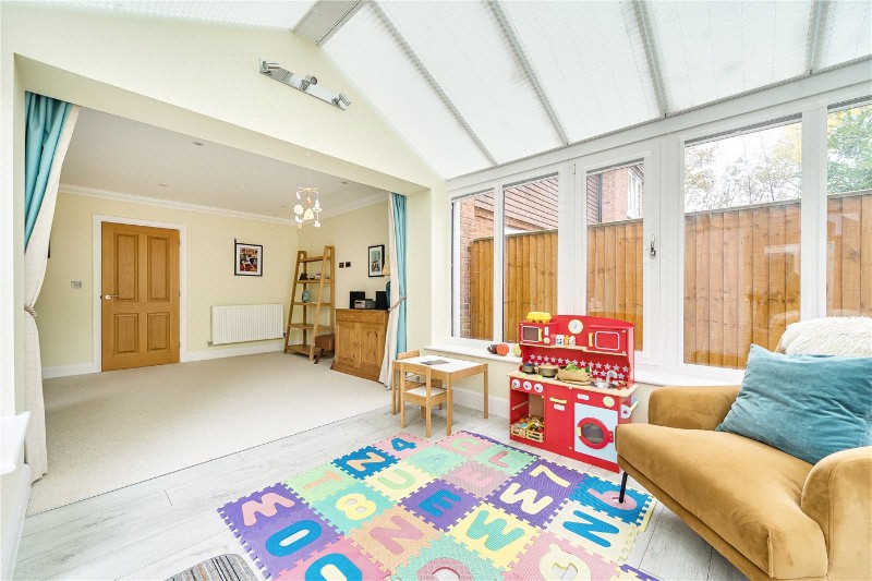 Grove Close, Wrecclesham, Farnham, Surrey, GU10