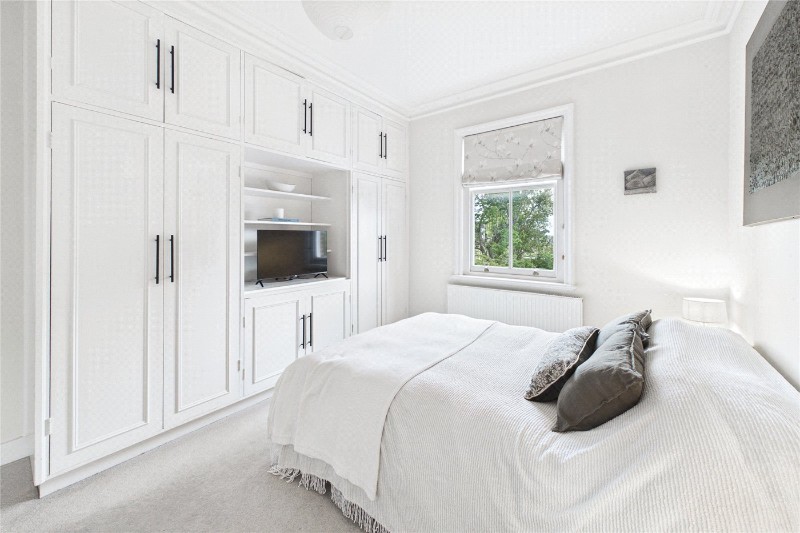 Killieser Avenue, London, SW2