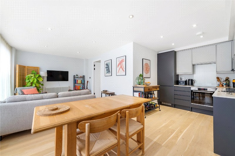 Silvester Road, East Dulwich, London, SE22