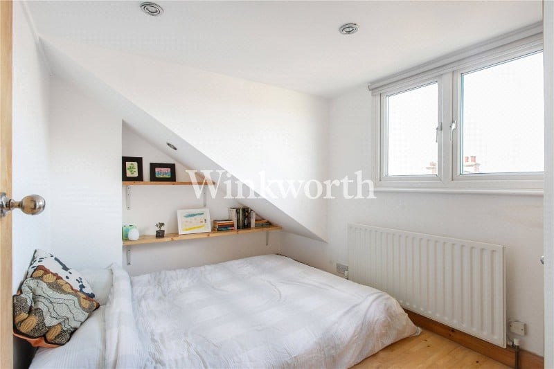 Russell Avenue, London, N22