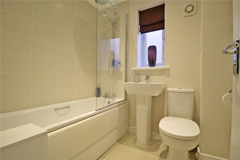 Jubilee Drive, Market Deeping, Peterborough, Lincolnshire, PE6