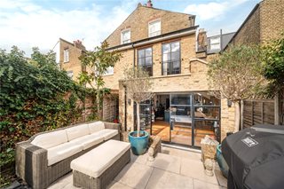 Chelverton Road, London, SW15