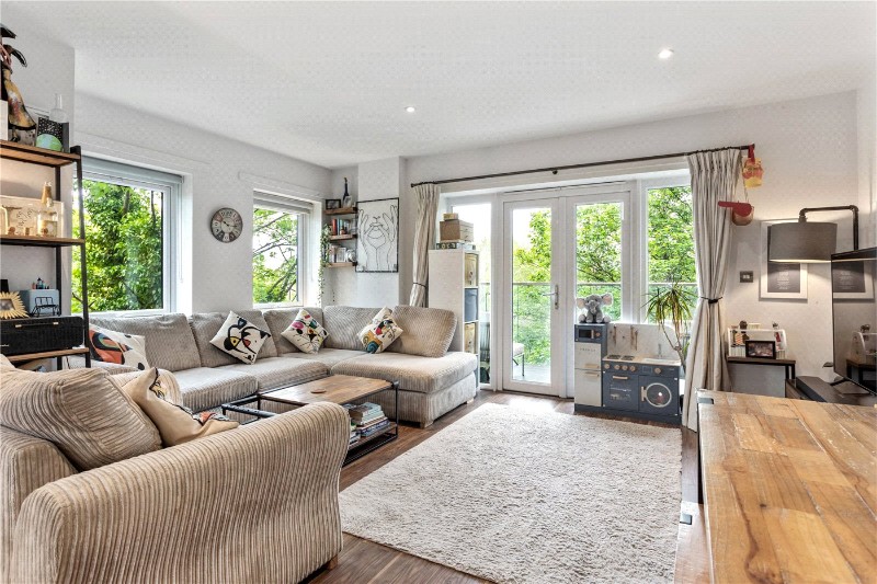 Waterfall Cottages, London, SW19