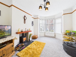 Queen Street, Tiverton, Devon, EX16