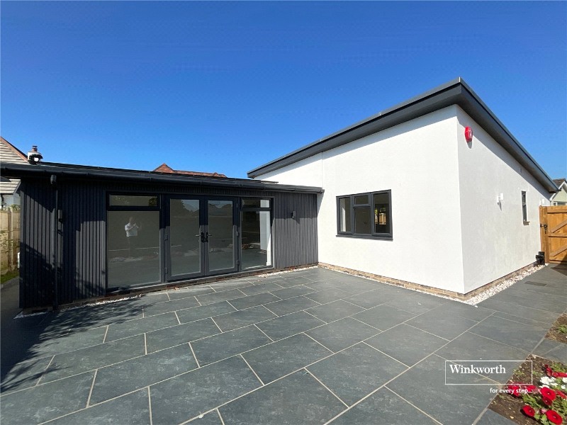Moat Lane, Barton on Sea, New Milton, Hampshire, BH25