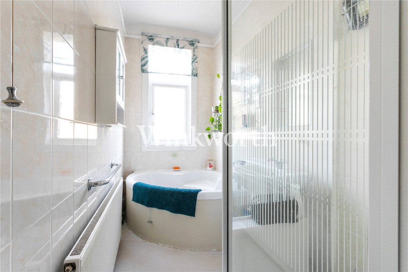 Fox Lane, London, N13