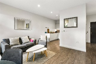 Newnton Close, London, N4