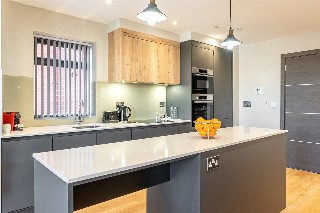 Bond House, Oxford Road, Reading, RG1