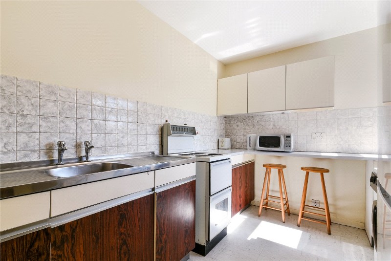 Foxgrove Road, Beckenham, BR3