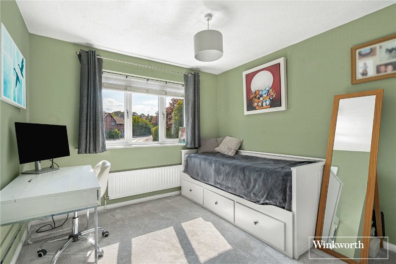 Shire Close, Bagshot, Surrey, GU19