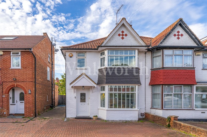 Cheviot Gardens, London, NW2