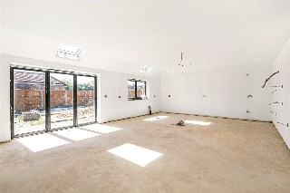 Elmsway, Ashford, Surrey, TW15