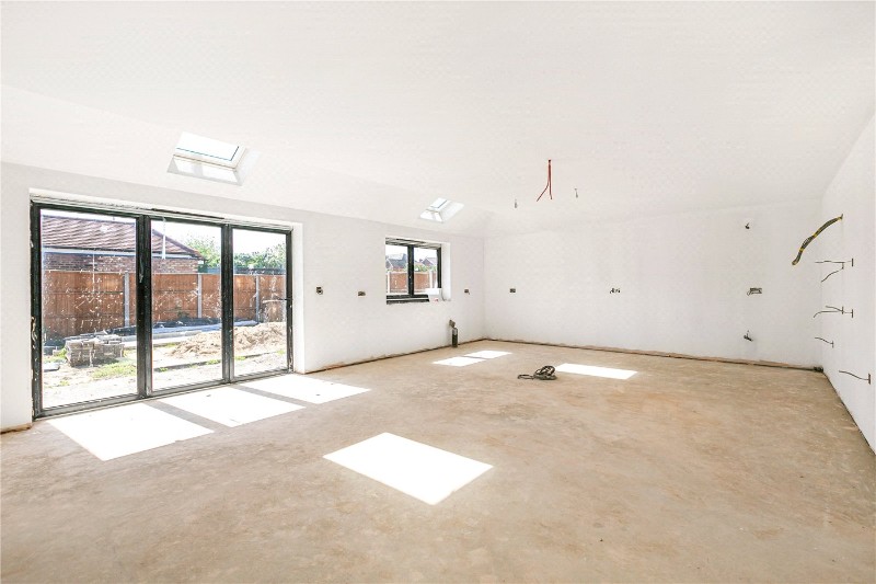 Elmsway, Ashford, Surrey, TW15