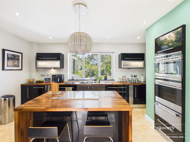 Newbury Road, Headley, Thatcham, Hampshire, RG19