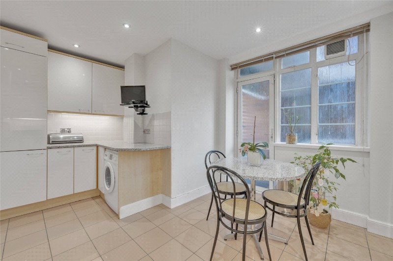 St James Close, St John&#39;s Wood, London, NW8