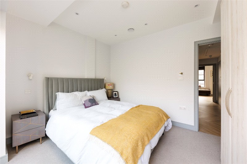 Greyhound Road, London, W6