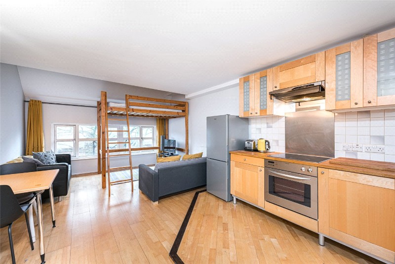 Moreton Street, London, SW1V