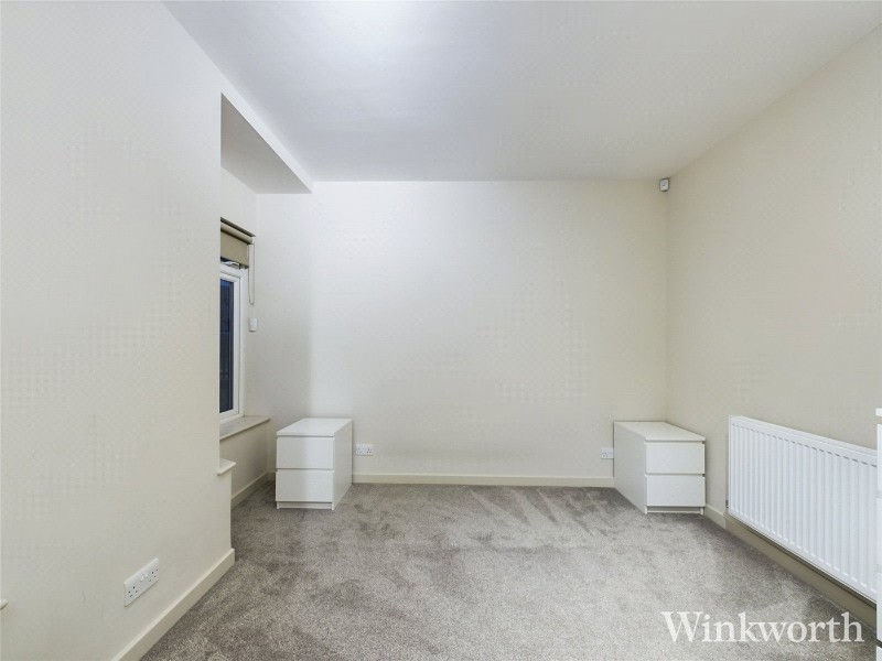 Carlisle Avenue, London, W3