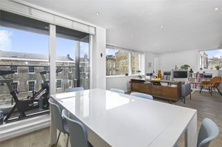 28 Amwell Street, London, EC1R