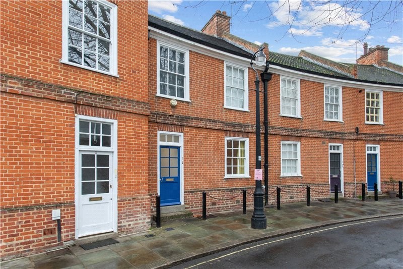 Denny Crescent, London, SE11