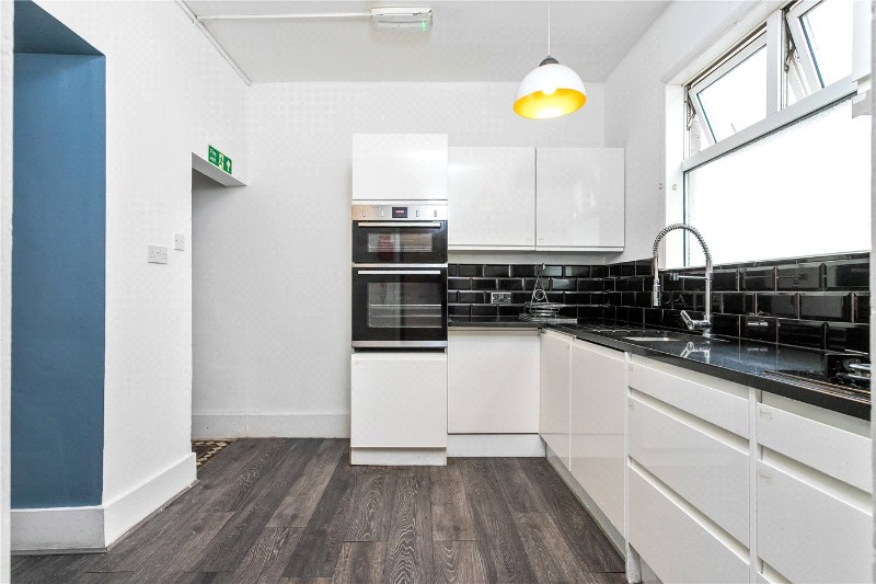 Hainault Road, London, E11