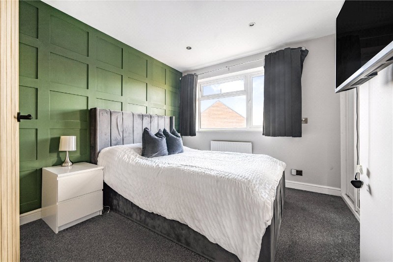 Pavy Close, Thatcham, Berkshire, RG19
