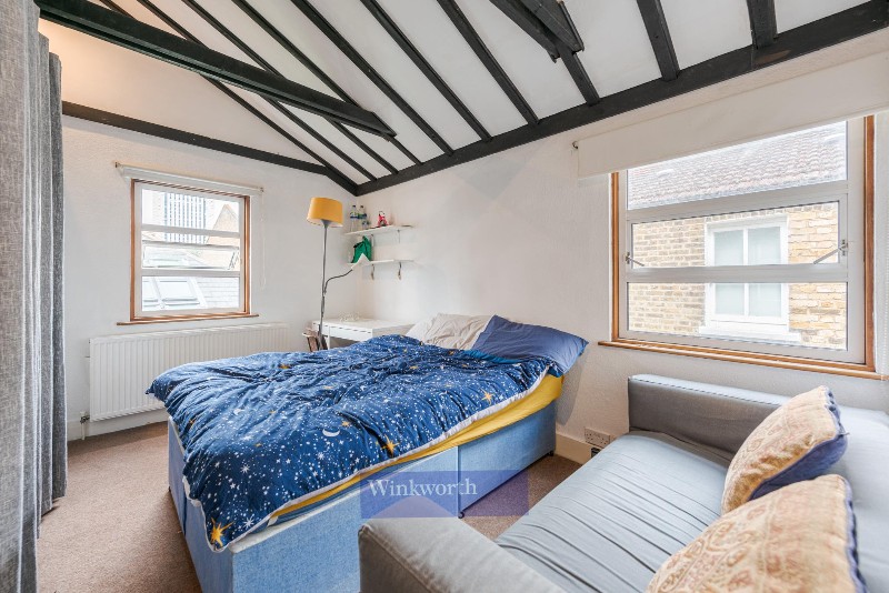 Heyford Avenue, London, UK, SW8