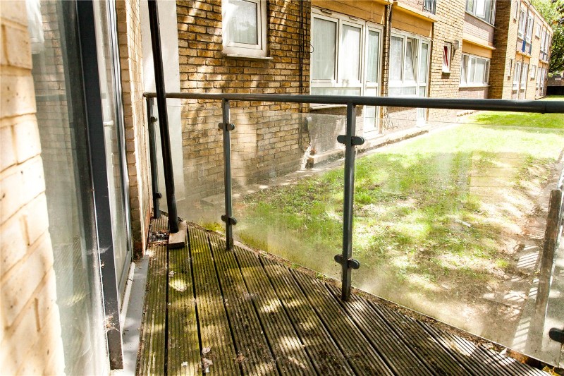 Theven Street, LonLon, E1