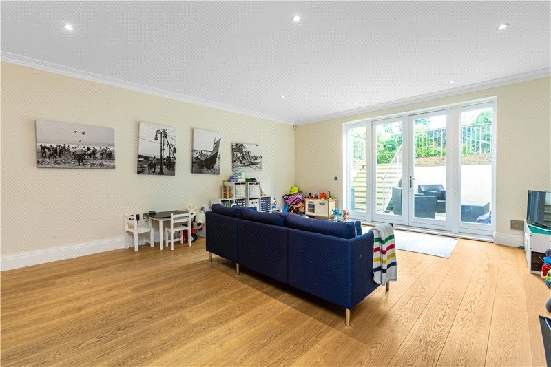 Lonsdale Road, Barnes, London, SW13