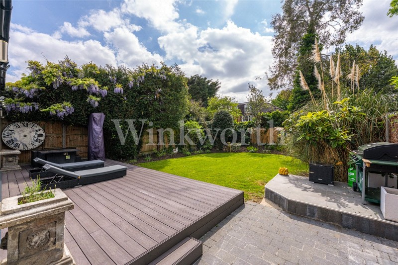 Sanderstead Avenue, London, NW2