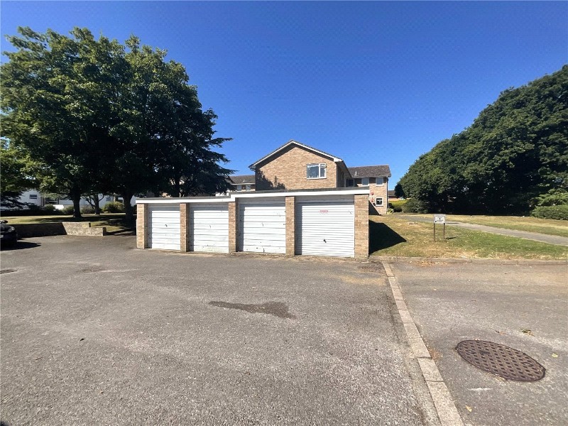 Waterford Place, Highcliffe, Christchurch, BH23