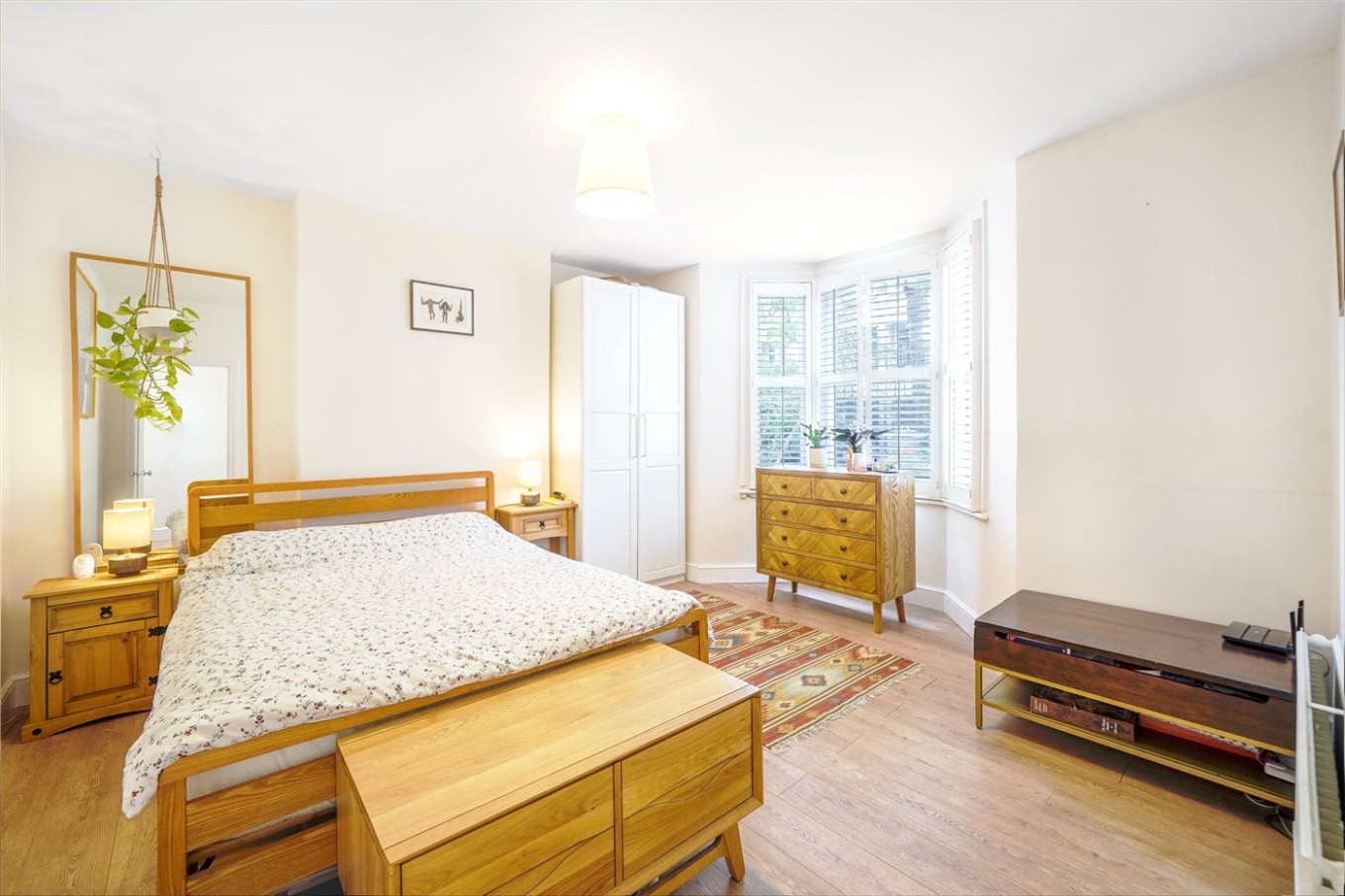 2 bedroom property for sale in Crayford Road, London, N7 (Ref KET230215