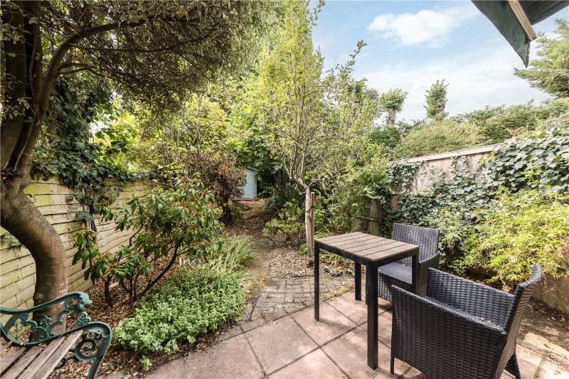 Lavington Stables, Vandyke Close, London, SW15