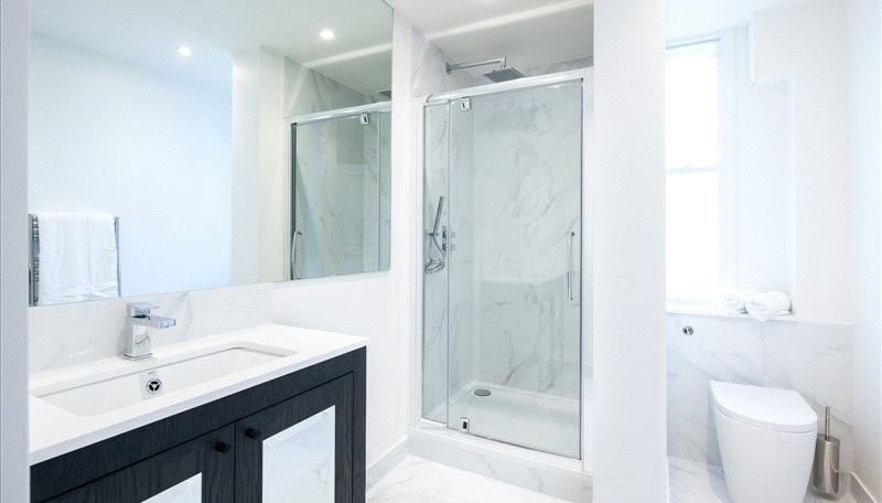 Hill Street, London, W1J