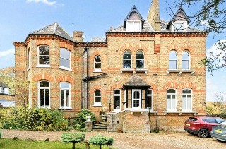 Kingswood Road, Bromley, BR2