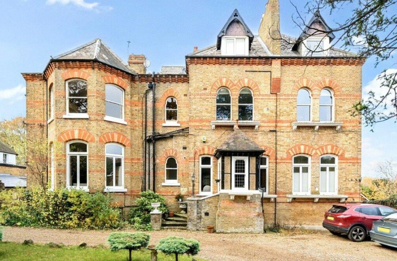 Kingswood Road, Bromley, BR2