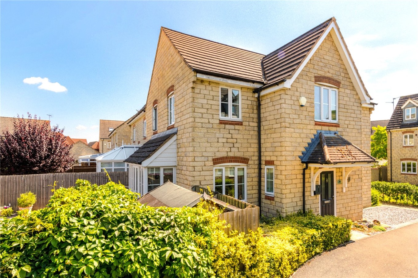 4 bedroom property for sale in Buttercup Drive, Bourne, Lincolnshire, PE10 (Ref BOU210154) £