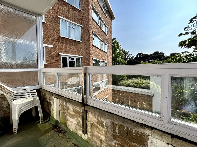 West Cliff Road, Bournemouth, BH4