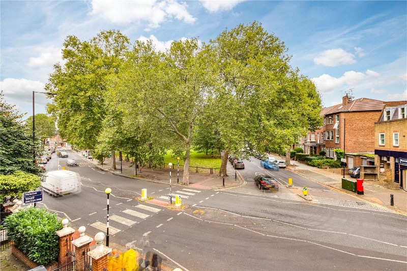 New Kings Road, Parsons Green/Fulham, London, SW6