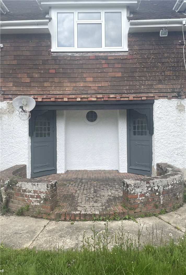 Manor Road, Milford On Sea, Lymington, Hampshire, SO41