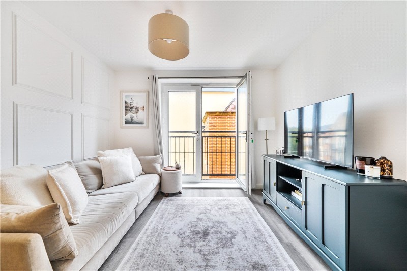 Nightingale Walk, Farnham, Surrey, GU9
