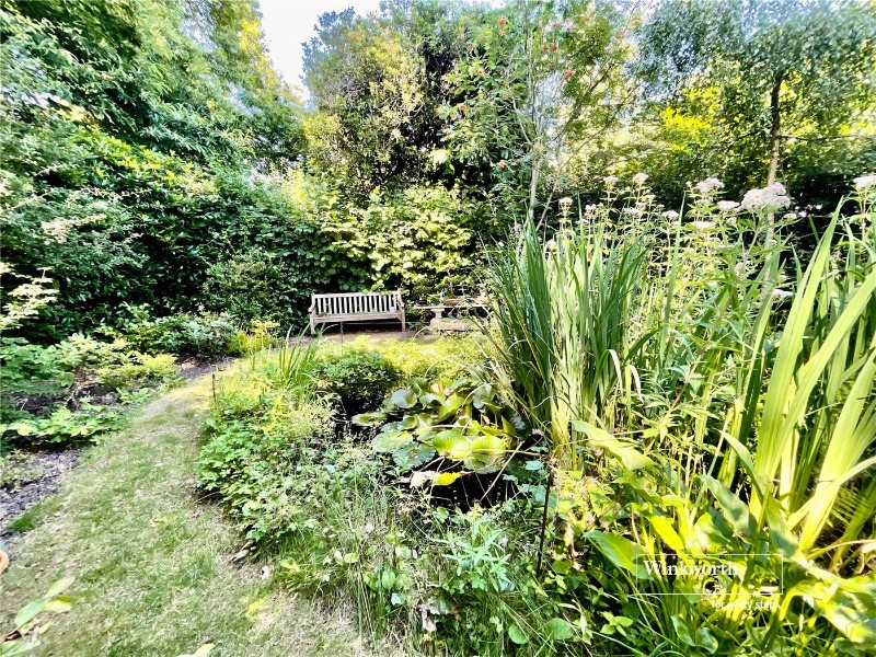 Hurstbourne Avenue, Highcliffe, Christchurch, BH23