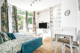 Danvers Road, London, N8