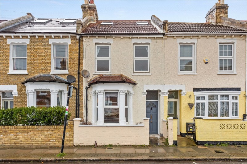 Graveney Road, London, SW17