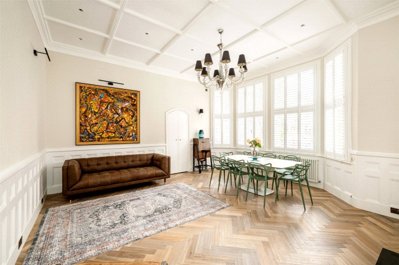 Rosary Gardens, London, SW7