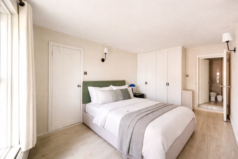 Ruston Mews, London, W11