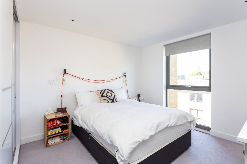 Canalside Square, London, N1