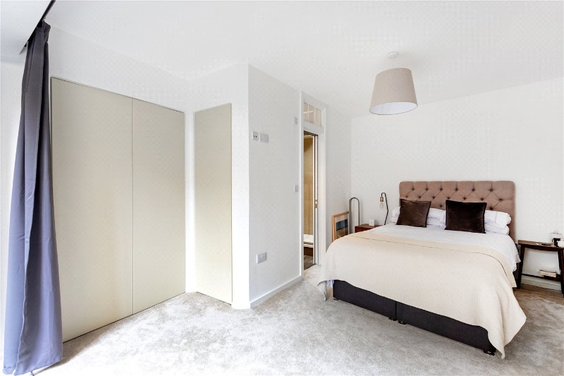 Laura Terrace, Brownswood Road, London, N4