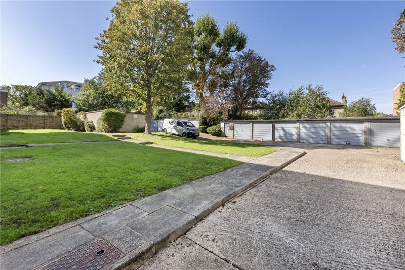 Tragail, Mercier Road, London, SW15